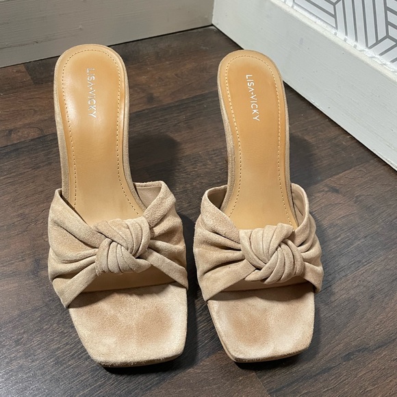 Tan suede mule heels - Picture 7 of 7